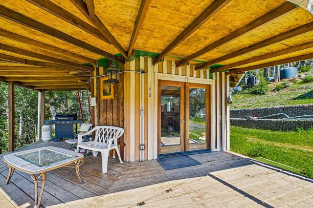 3105 China Creek Road, Redway, CA 95560