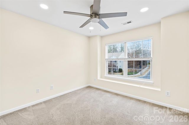 15558 Stronvar House Lane, Charlotte, NC 28277