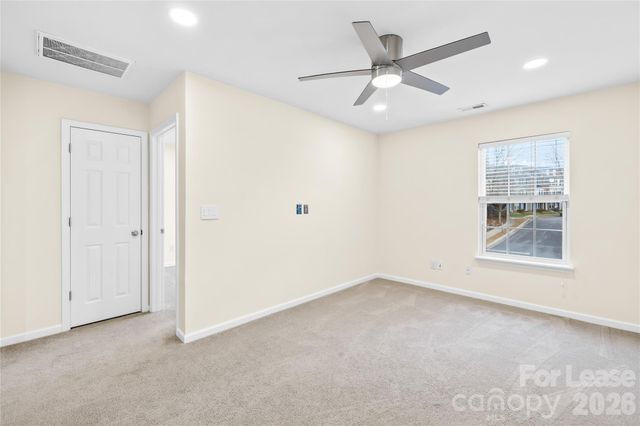 15558 Stronvar House Lane, Charlotte, NC 28277