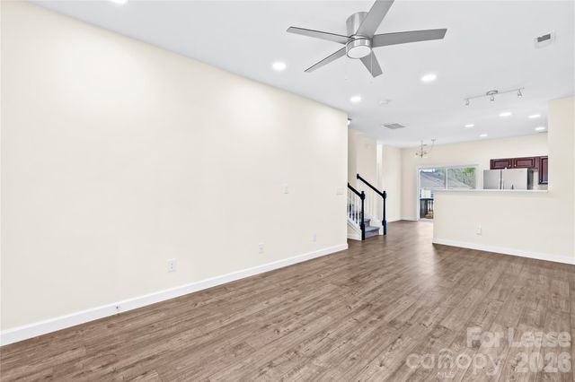 15558 Stronvar House Lane, Charlotte, NC 28277