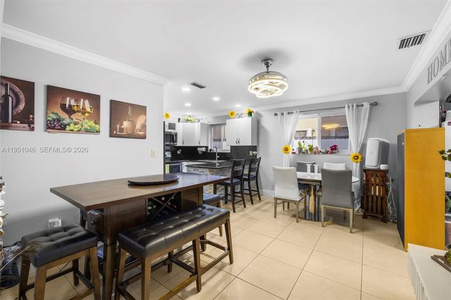 20134 W Lake Dr, Hialeah, FL 33015