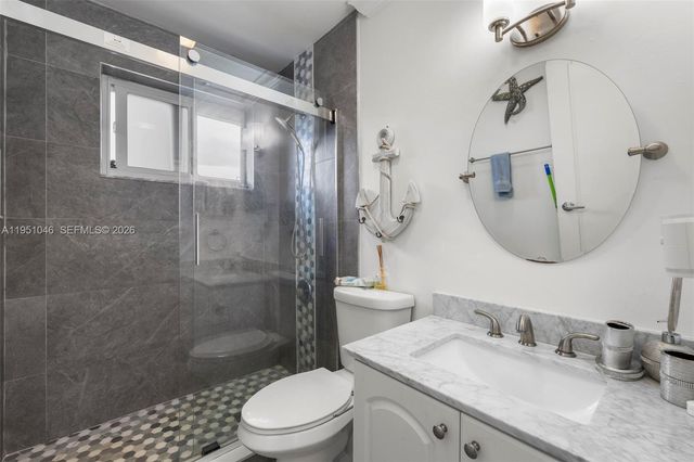 20134 W Lake Dr, Hialeah, FL 33015