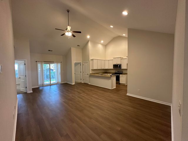 390 Conifer Street, Sumter, SC 29154