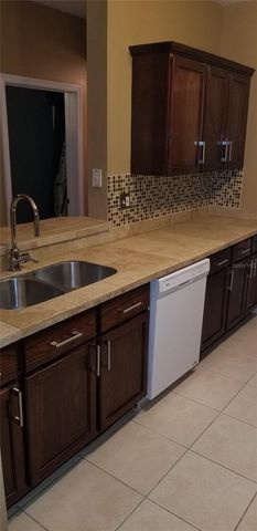 5542 METROWEST BOULEVARD 106, Orlando, FL 32811