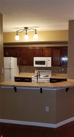 5542 METROWEST BOULEVARD 106, Orlando, FL 32811