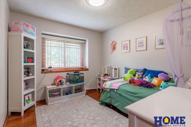 2240 Philadelphia Drive, Lincoln, NE 68521