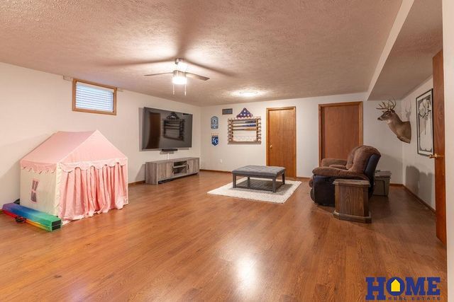 2240 Philadelphia Drive, Lincoln, NE 68521