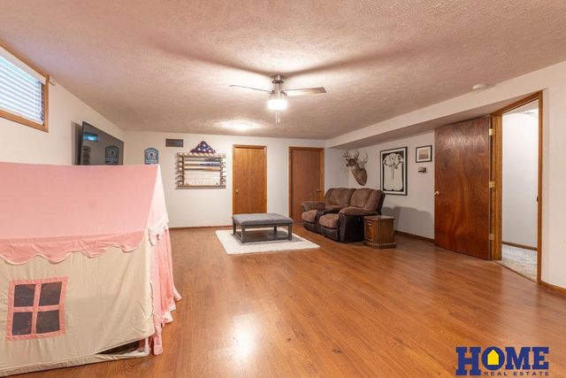 2240 Philadelphia Drive, Lincoln, NE 68521