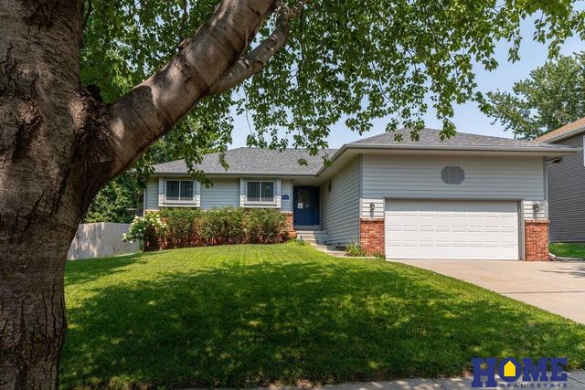 2240 Philadelphia Drive, Lincoln, NE 68521