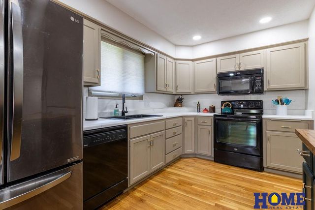 2240 Philadelphia Drive, Lincoln, NE 68521