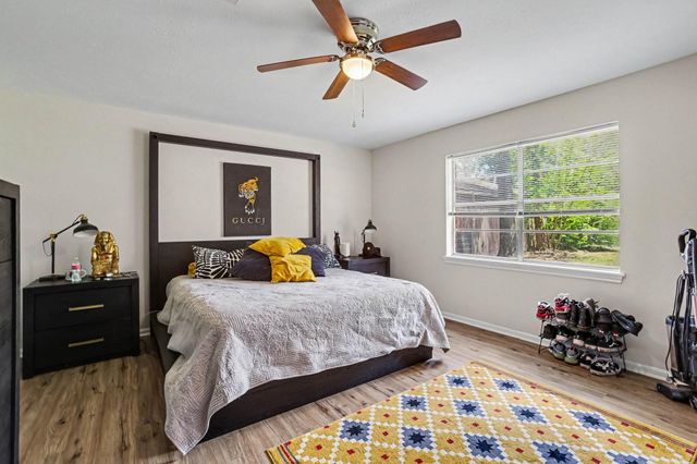 5823 Havenwoods, Houston, TX 77066