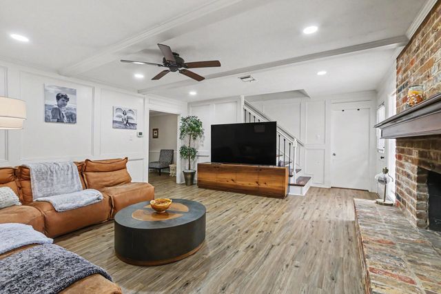 5823 Havenwoods, Houston, TX 77066