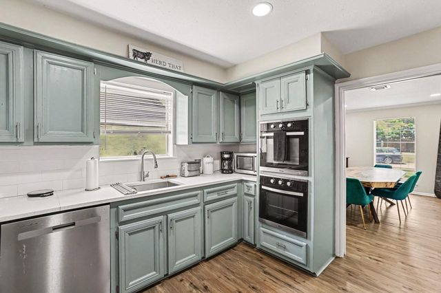 5823 Havenwoods, Houston, TX 77066