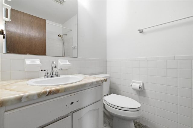 1341 S Elm Street, West Carrollton, OH 45449