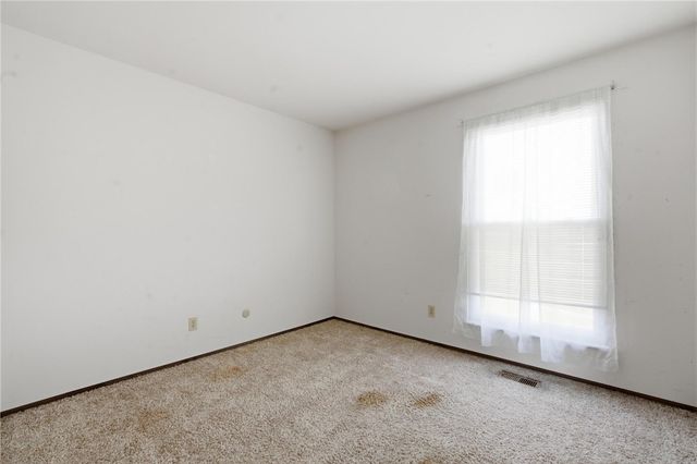 1341 S Elm Street, West Carrollton, OH 45449