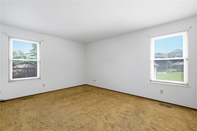 1341 S Elm Street, West Carrollton, OH 45449