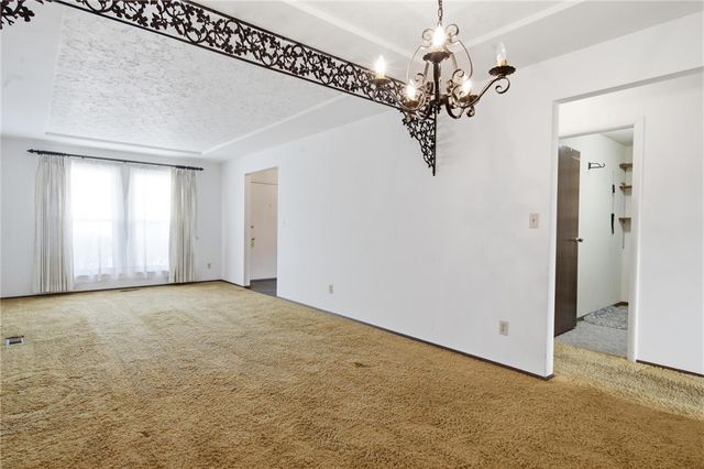 1341 S Elm Street, West Carrollton, OH 45449