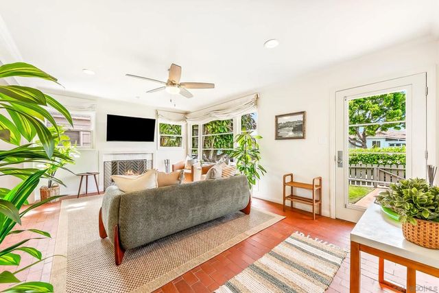 723 Arenas, La Jolla, CA 92037