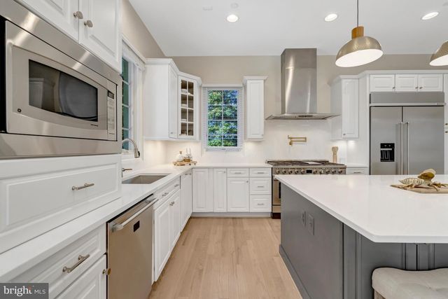 1318 KURTZ RD, Mclean, VA 22101