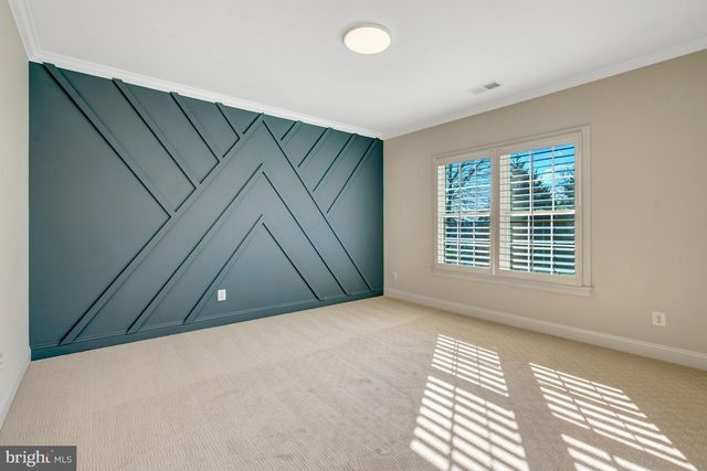 1318 KURTZ RD, Mclean, VA 22101