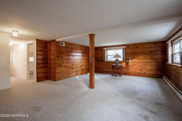 19 Meadow Drive, Tinton Falls, NJ 07724