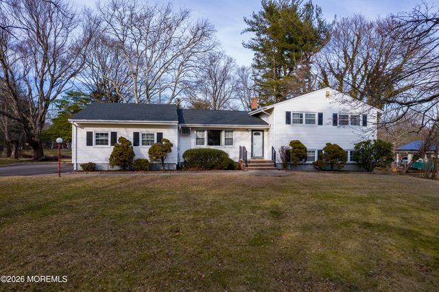 19 Meadow Drive, Tinton Falls, NJ 07724