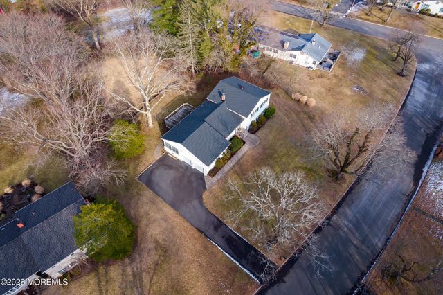 19 Meadow Drive, Tinton Falls, NJ 07724