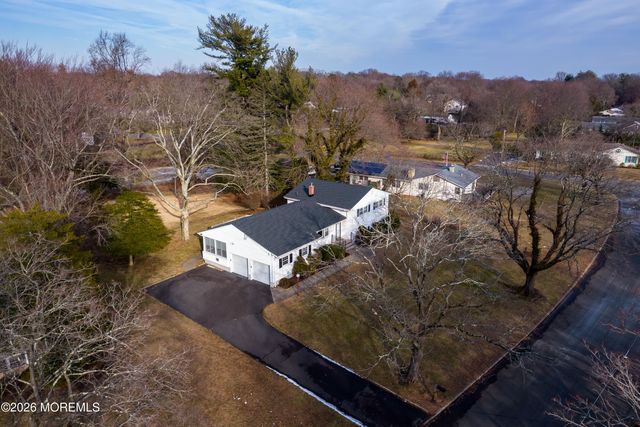 19 Meadow Drive, Tinton Falls, NJ 07724