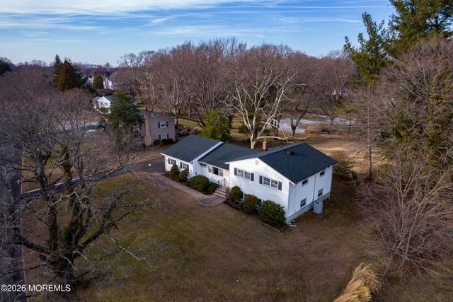 19 Meadow Drive, Tinton Falls, NJ 07724