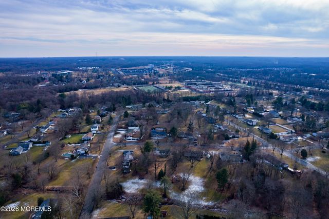 19 Meadow Drive, Tinton Falls, NJ 07724