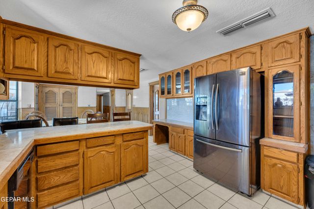 2153 Trawood Drive, El Paso, TX 79935