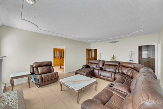2153 Trawood Drive, El Paso, TX 79935