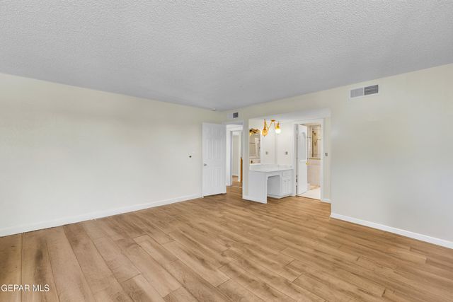 2153 Trawood Drive, El Paso, TX 79935