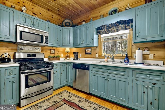 186 Stegall Mill Trail, Ellijay, GA 30536