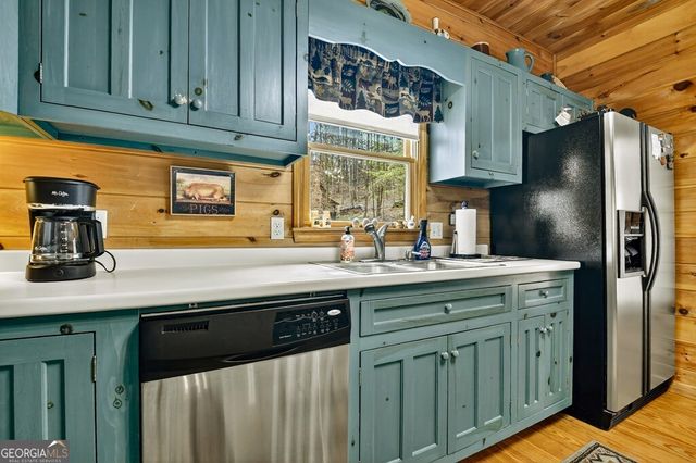 186 Stegall Mill Trail, Ellijay, GA 30536