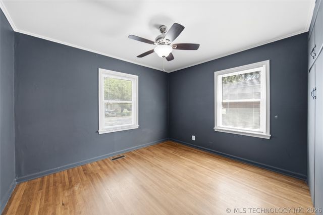1126 E 49th Place, Tulsa, OK 74105