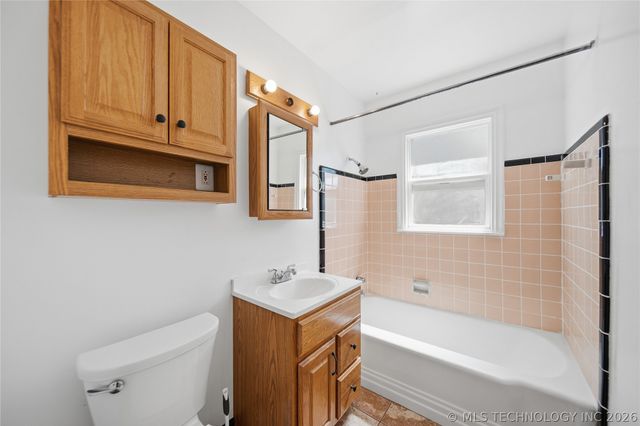1126 E 49th Place, Tulsa, OK 74105