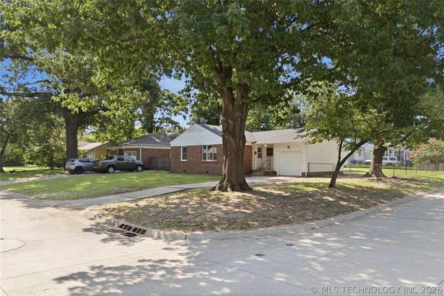 1126 E 49th Place, Tulsa, OK 74105