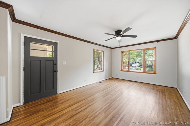 1126 E 49th Place, Tulsa, OK 74105