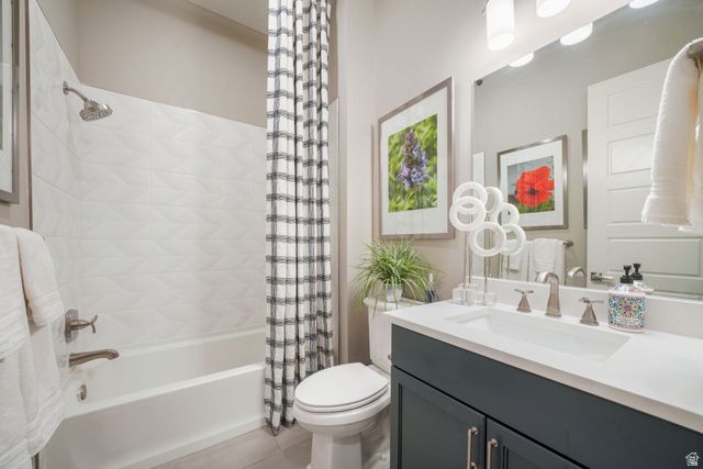 53 E MOORHEN DR, Saratoga Springs, UT 84045