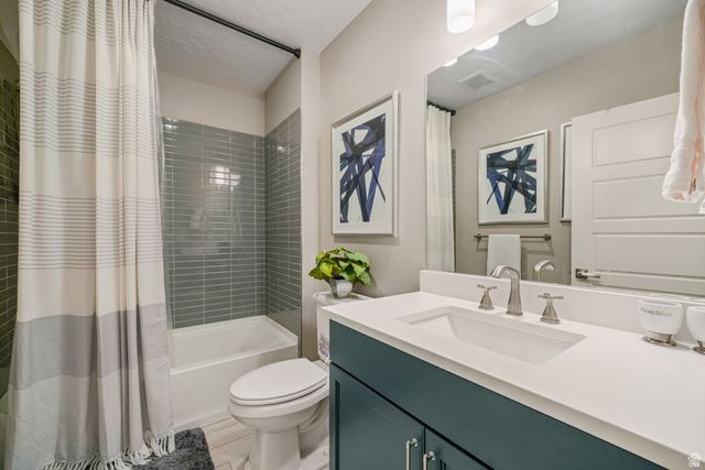 53 E MOORHEN DR, Saratoga Springs, UT 84045