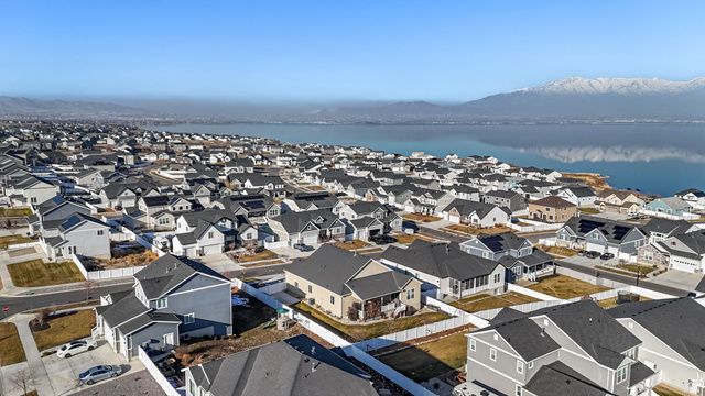 53 E MOORHEN DR, Saratoga Springs, UT 84045