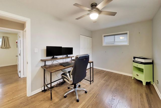 249 W Daniels Road, Palatine, IL 60067