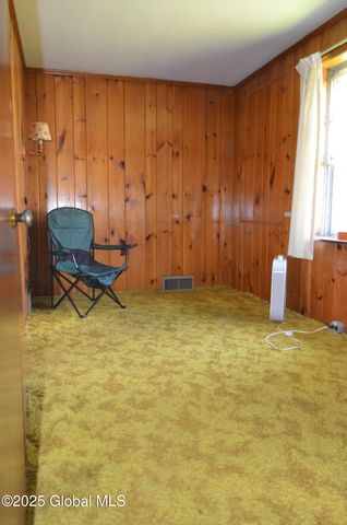 35 Evelyn Avenue, Amsterdam, NY 12010