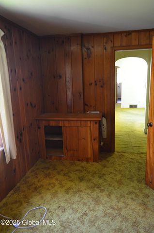 35 Evelyn Avenue, Amsterdam, NY 12010