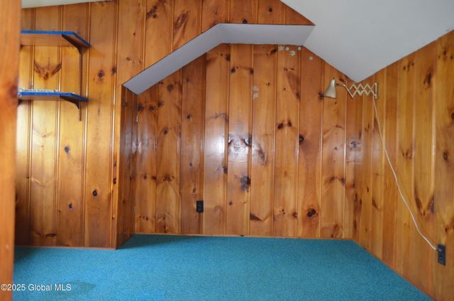 35 Evelyn Avenue, Amsterdam, NY 12010