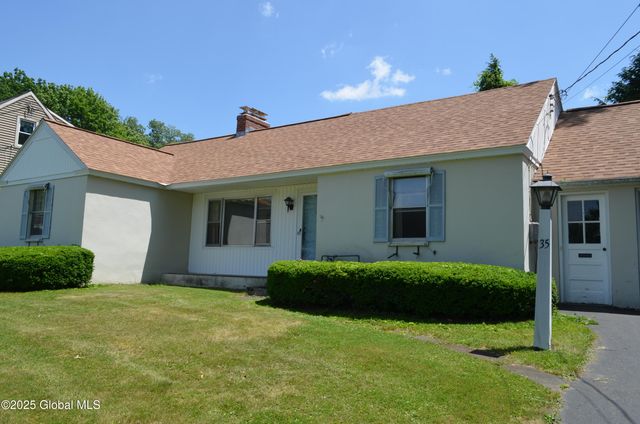 35 Evelyn Avenue, Amsterdam, NY 12010