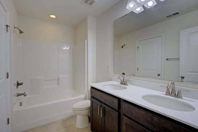 104 Elliott Creek Lane, Summerville, SC 29485