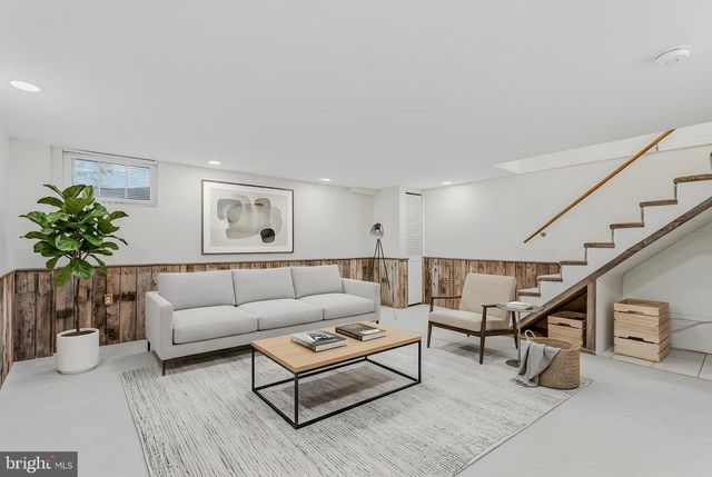 7037 HEATHFIELD, Baltimore, MD 21212