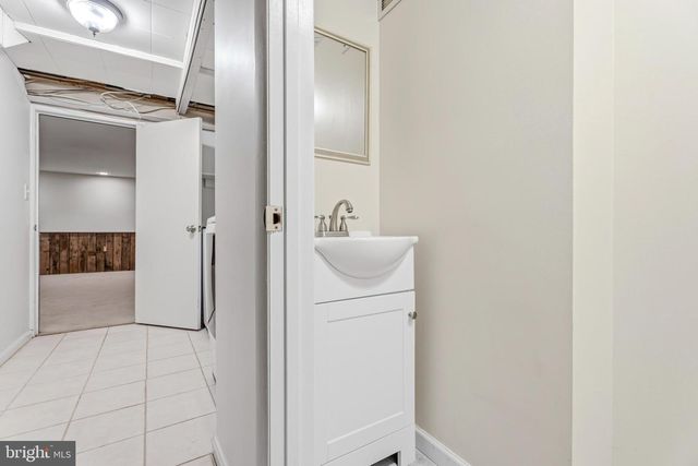 7037 HEATHFIELD, Baltimore, MD 21212